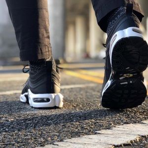 Meet your Posher, Edwin